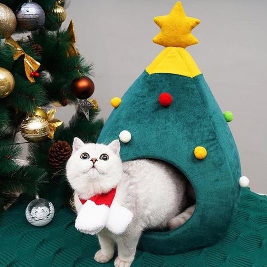 Cute Christmas Tree Cat House