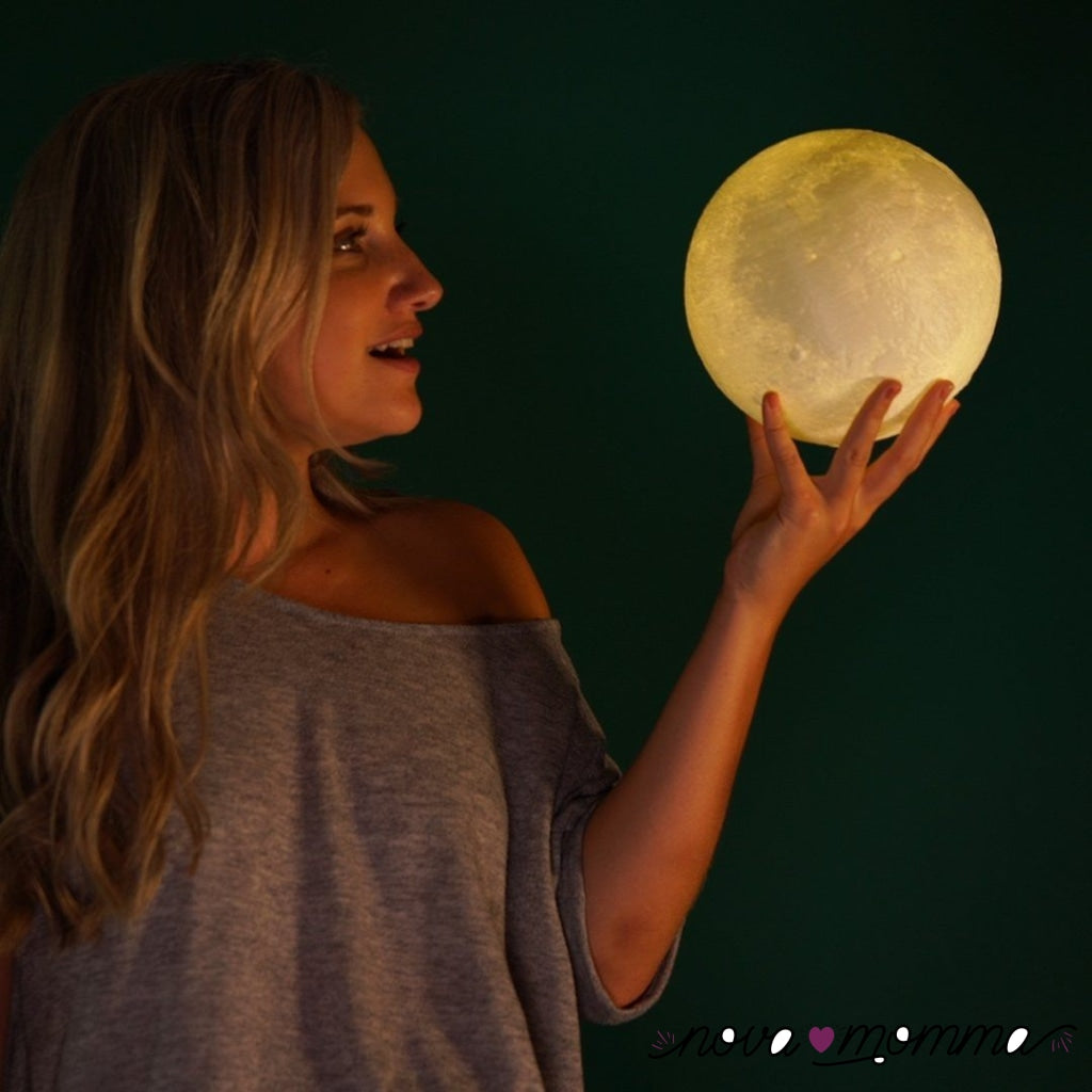 Mood-Setting Moon Lamp